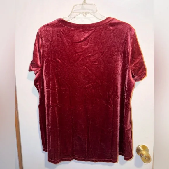 Women’s Velvet Maroon Short Sleeve Top Maurices Brand Size XL - Picture 4 of 4